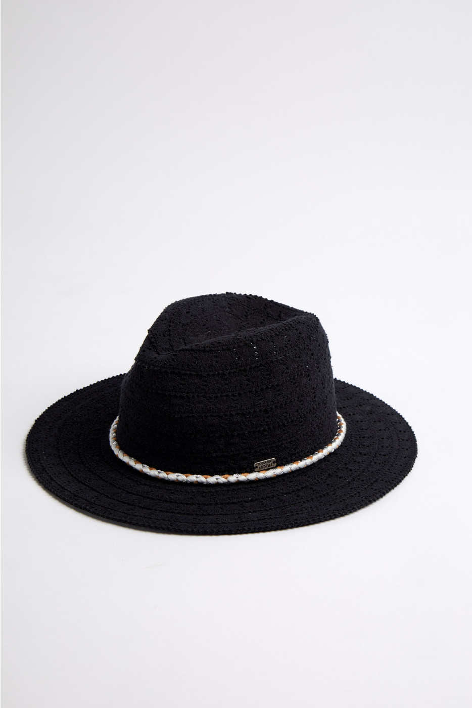 Avila Hatsy black hat