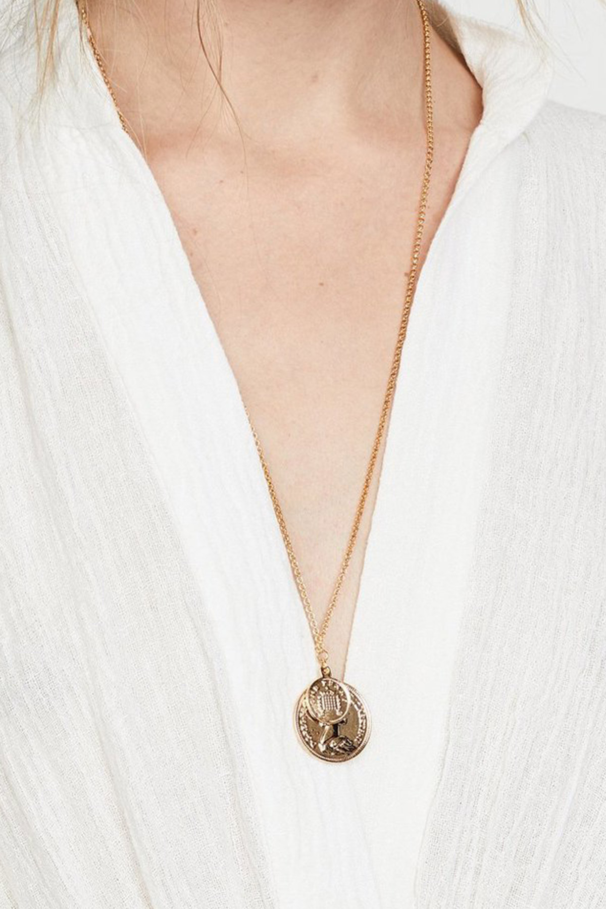 Gold plated double coin medaillon 