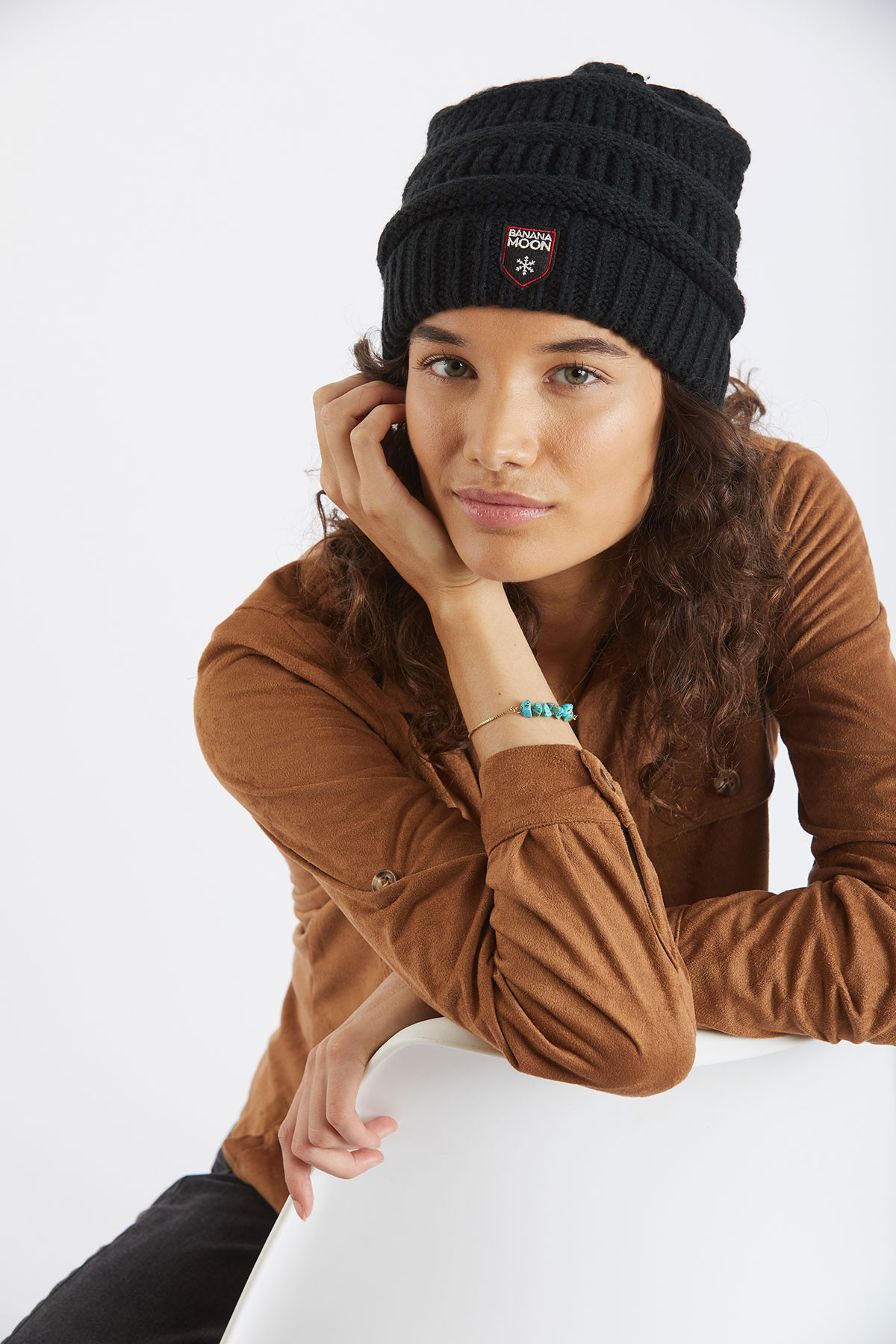 Black ponytail beanie | NILEN AYLIN 