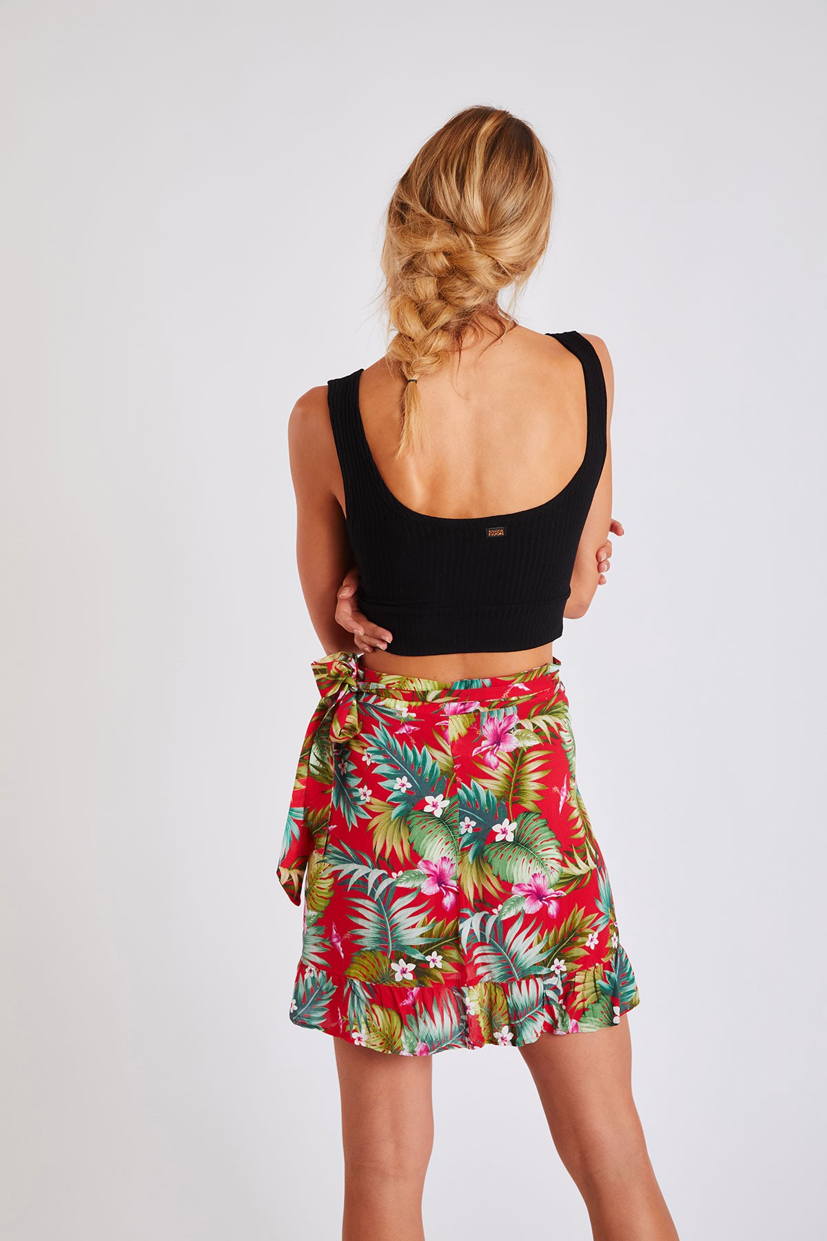 Liffi Mahaloday red wrap skirt | Banana 