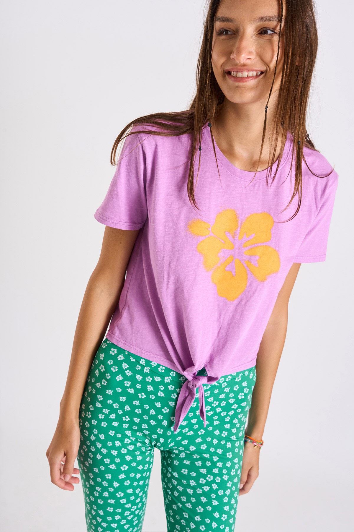 Chado Teeclub women's tied lilac t-shirt | Banana Moon®