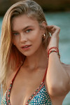 MACHINA Shashi® gold earrings