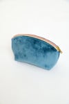 GRAPHITE LEYLAK cobalt blue velvet pouch - 2