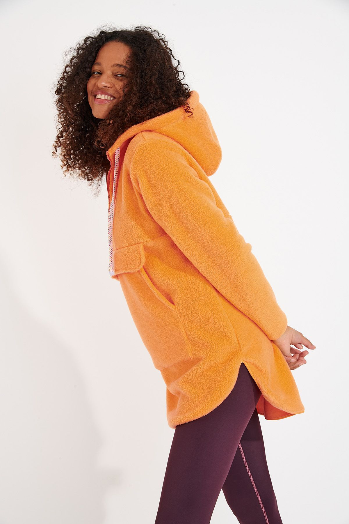 SNOWBOWL ISILA long orange fleece sweatshirt | Banana Moon®