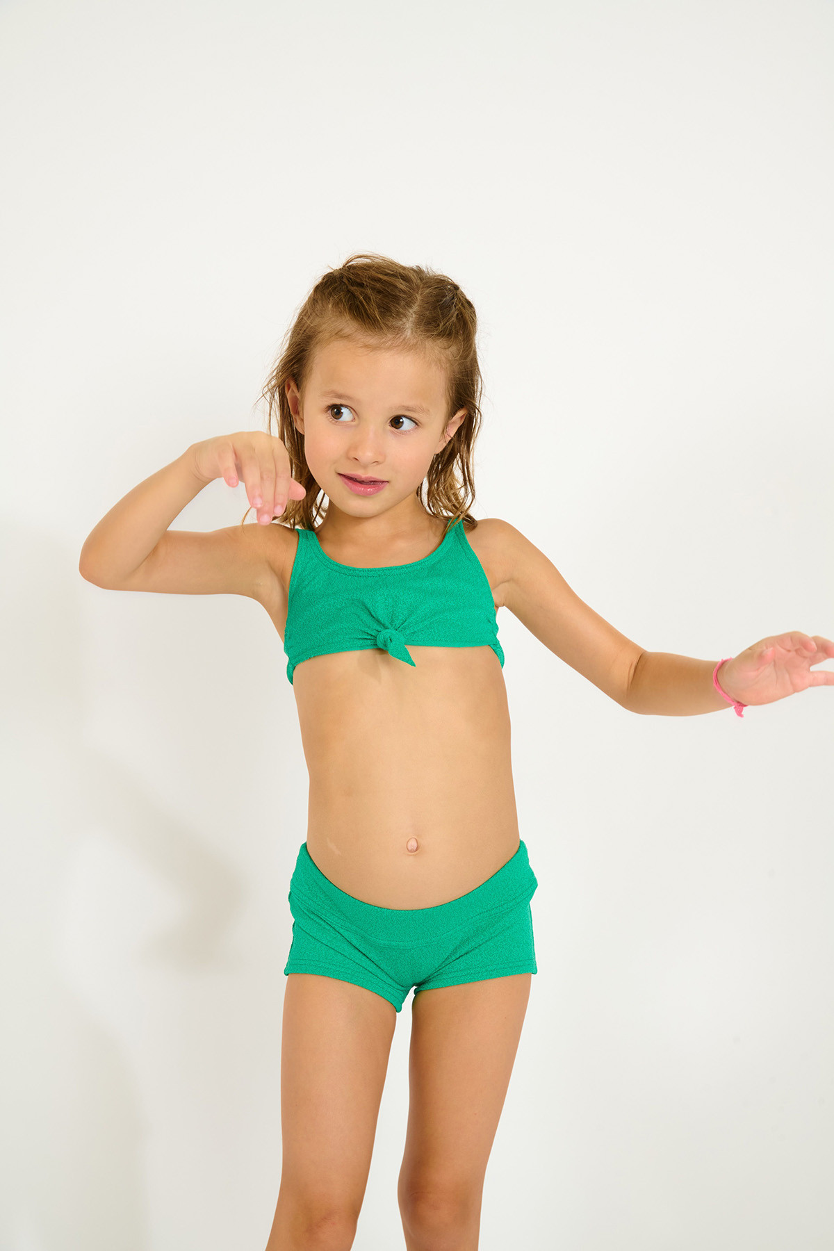 Bikini sujetador deportivo verde para niña M PIKATI SANTAYA - 2
