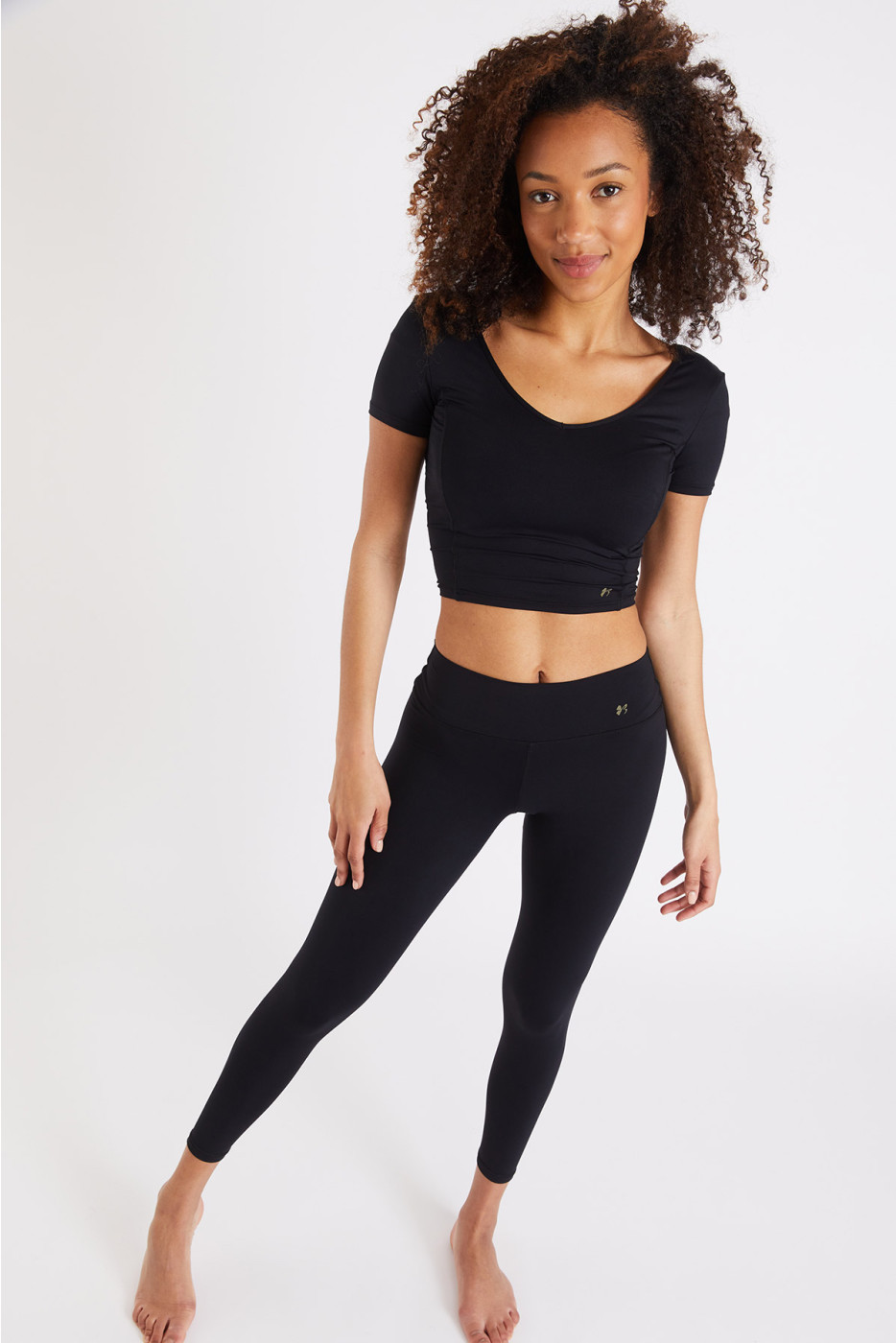 T-shirt de sport noir pour femme Mantra Wellness
