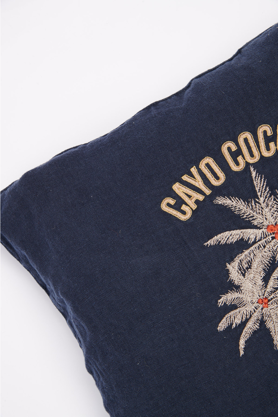 Housse de coussin brodée bleu marine Orama Coco - 3