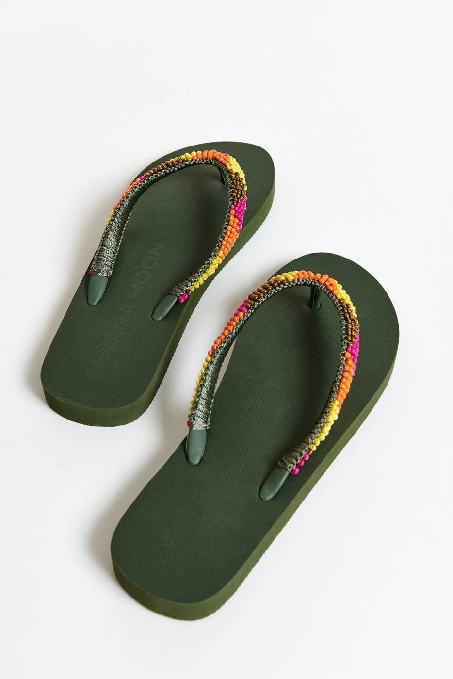 CALISUN SEASIDE Khaki flip-flops with colored beads