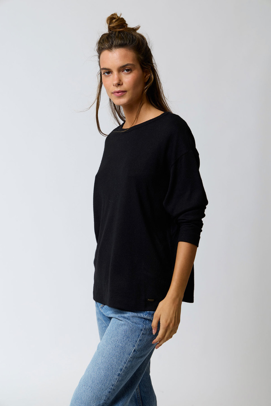 T-shirt nera fluida a maniche lunghe AILYS EDMONTON - 4