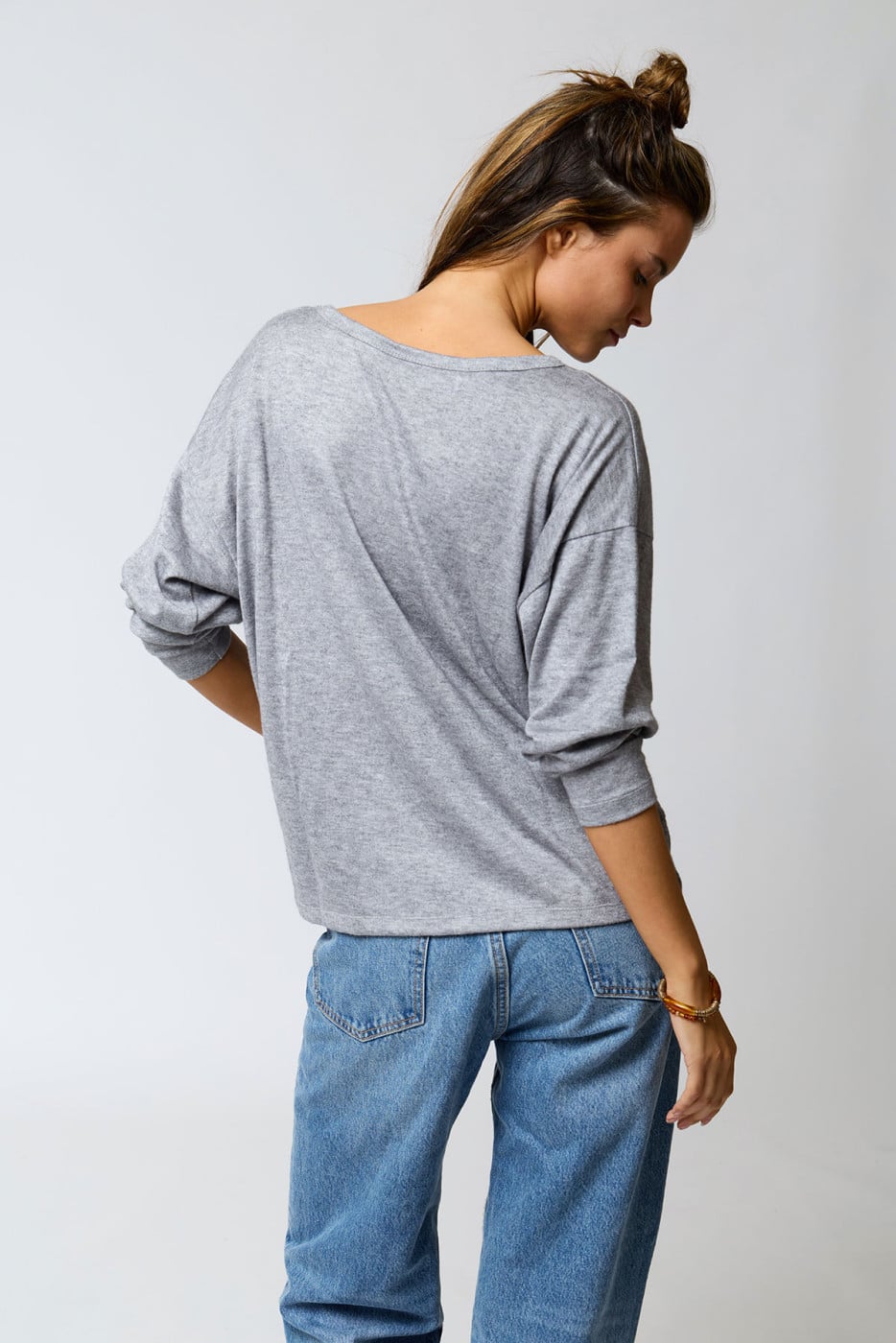 EDMONTON AILYS grijs soepelvallend T-shirt met lange mouwen - 2