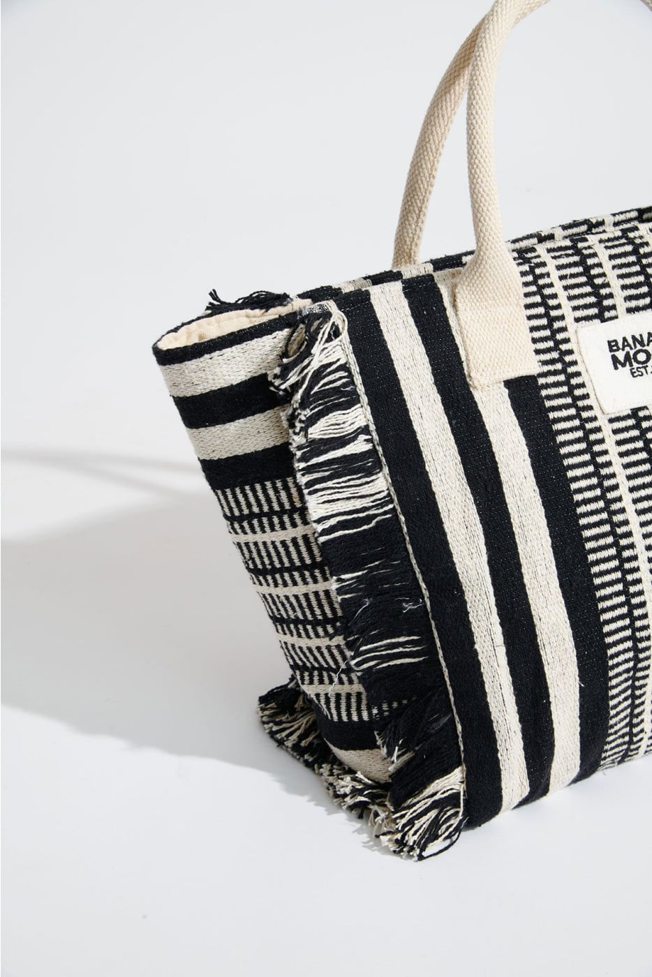 ZAMORA HIOUCHI large tote bag with black and white pattern - 6